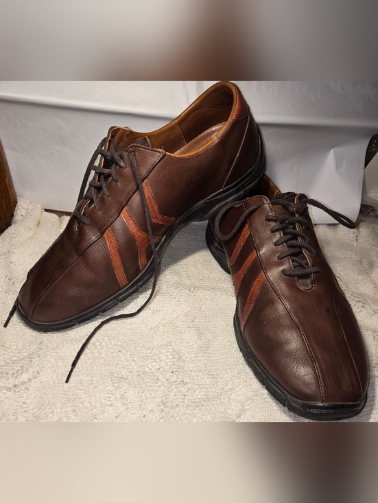Allen Edmonds Other - Allen Edmonds Men's Traveler Brown Leather Lace-up Shoes